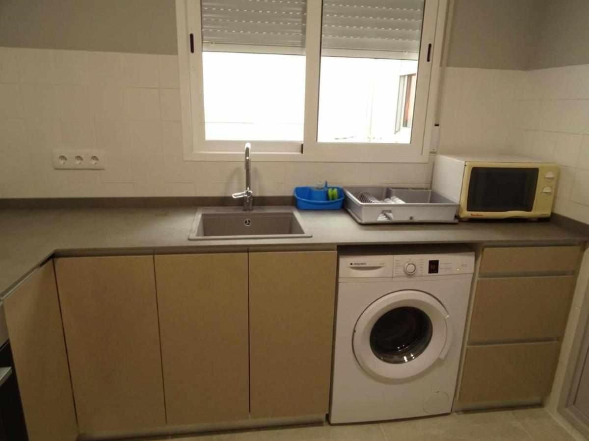 Apartamentos El Sol A 20 Metros Del Mar Denia Exteriör bild
